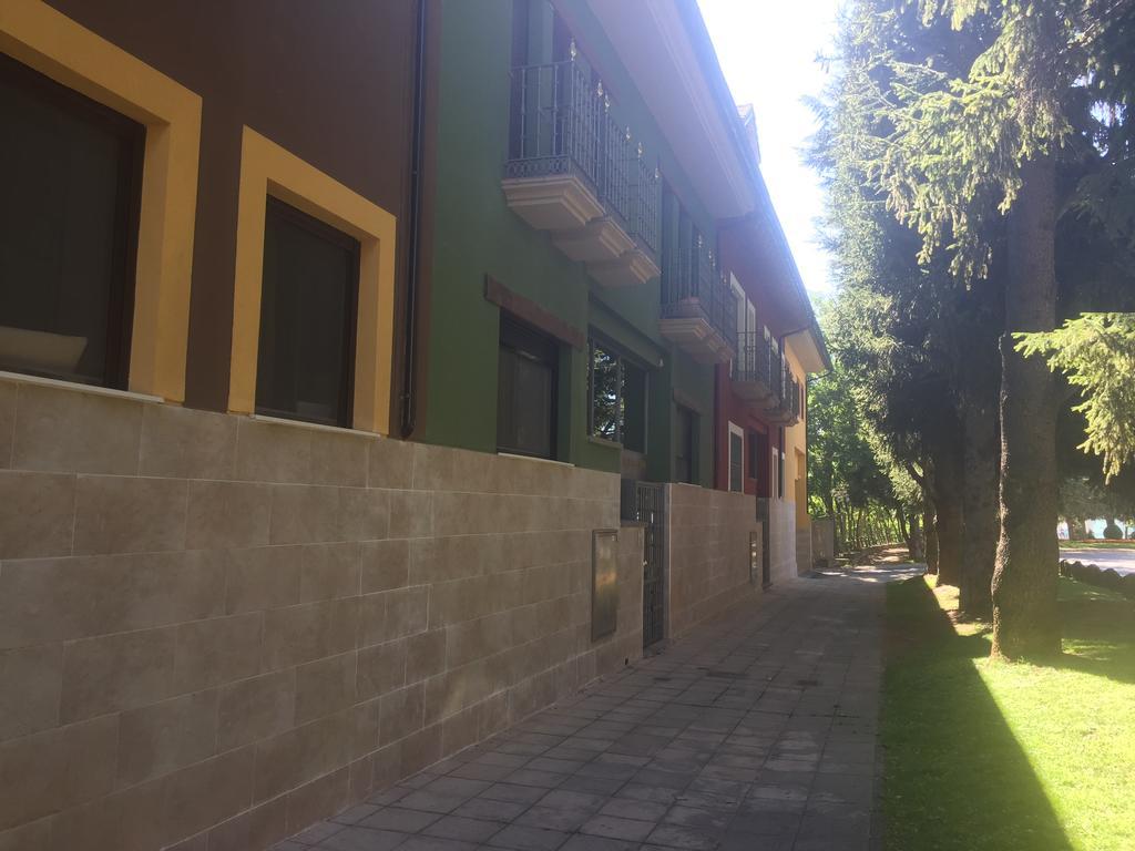 Apartamento Balcon De Jaca I Exteriör bild